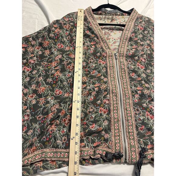 Free People Floral Blouse - Gray and Pink - Picture 13 of 13